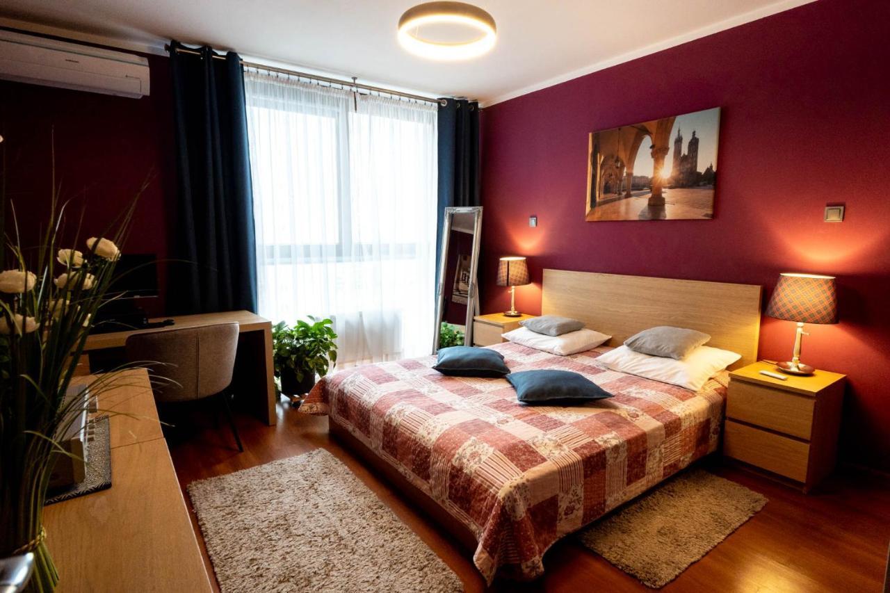 Torre Verona Apartment - 70M2, Terrace, Garage Krakow Dış mekan fotoğraf